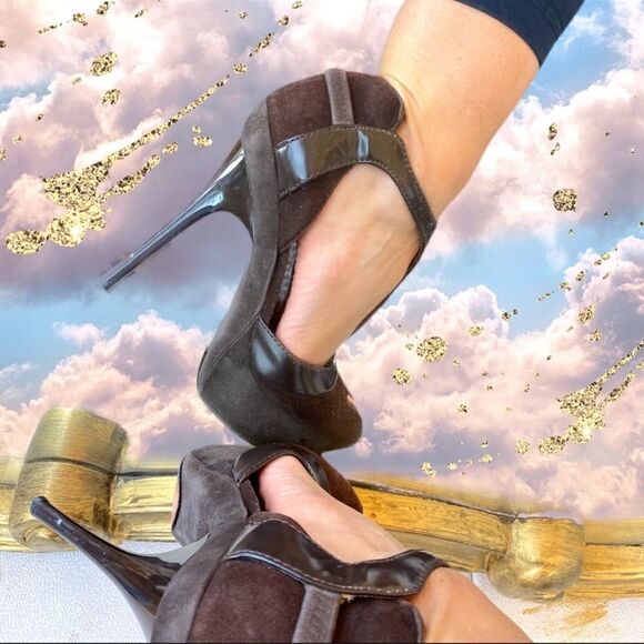 L.A.M.B. Tailynn T-Strap Stilettos Heels A9 - Picture 2 of 14